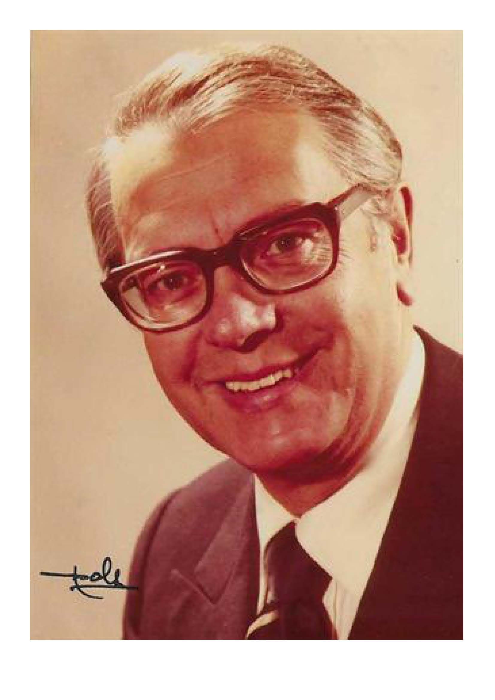 António Manuel Couto VIANA